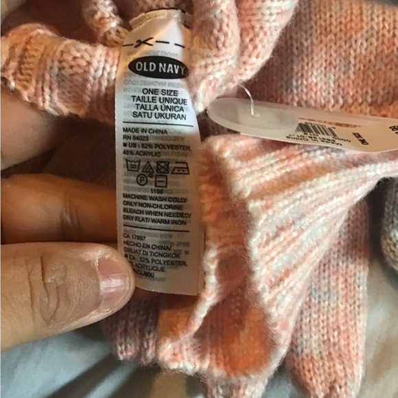 Old Navy lot of two cozy sweater knit gloves for woman NWT - Picture 2 of 9
